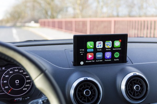 Carplay bmw : connectez votre voiture sans fil facilement